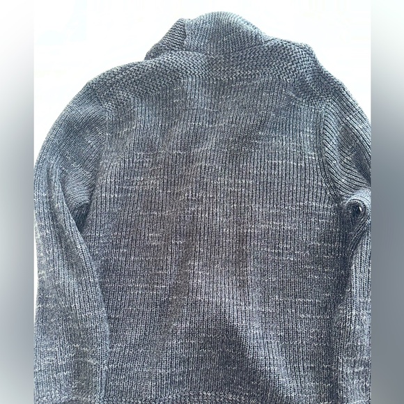 Great condition, Polo Ralph Lauren cardigan. - Picture 3 of 3